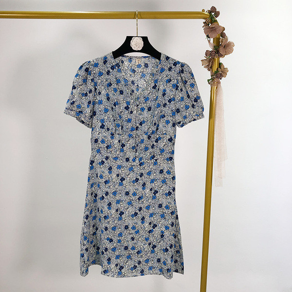 Rochie scurta casual in albastru si roz cu model