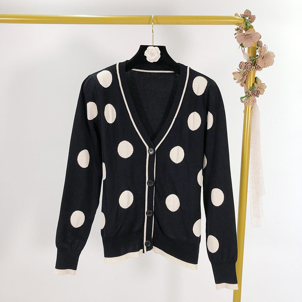 Női alkalmi mellény fekete színben, fehér pöttyökkel