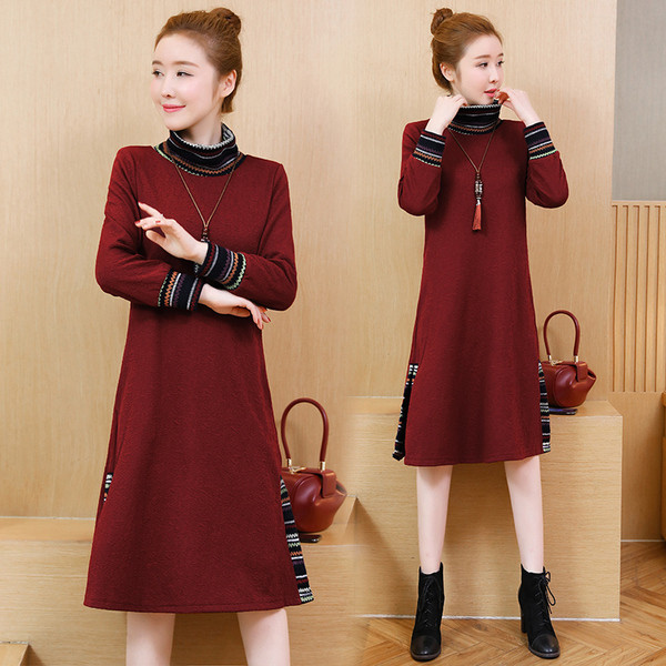 Rochie moderna de dama cu guler inalt in doua culori