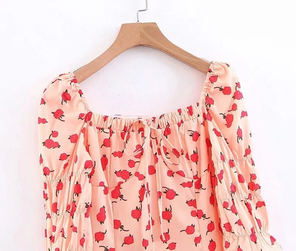 Rochie de dama cu maneca scurta si colorata dreapta - culoare roz