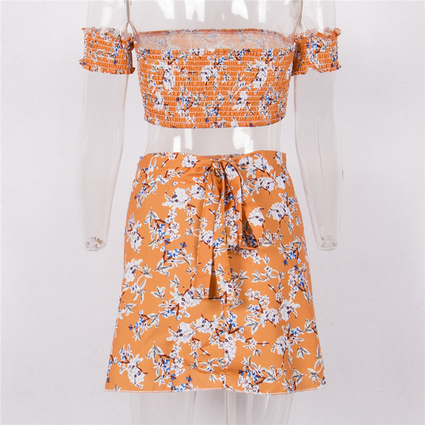 Set de dama zilnic din doua parti cu model floral