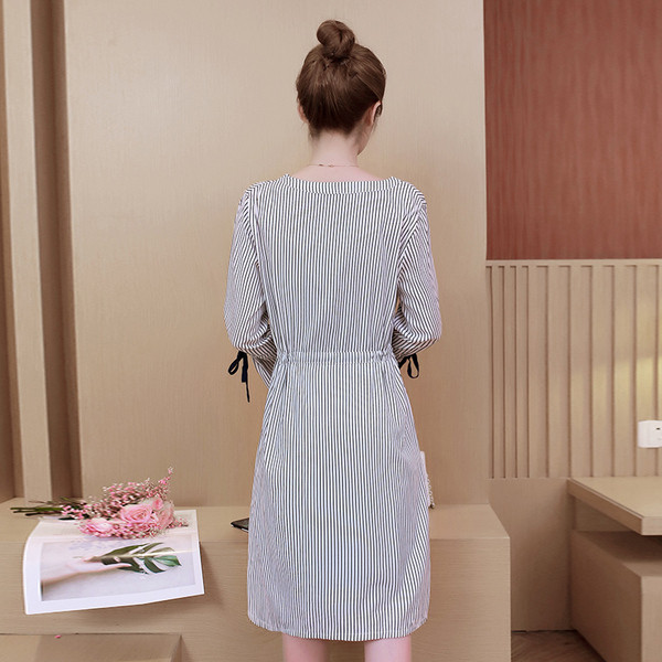 Rochie casual dama in carouri cu maneci lungi