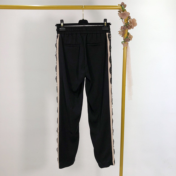 Pantaloni de damă controversați-eleganți cu margine din dantelă