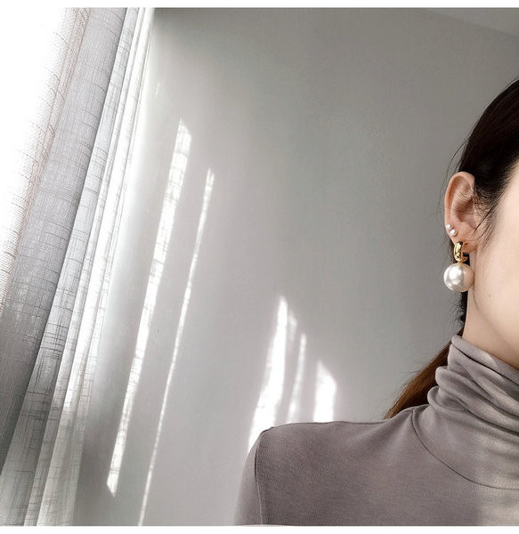 Stílusos női lógó fülbevaló kerek formában