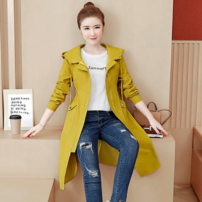 Modern női kabát három színben kapucnival