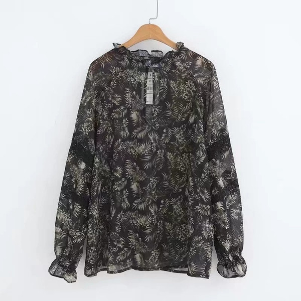 Női blúz jobb és hosszú ujjal