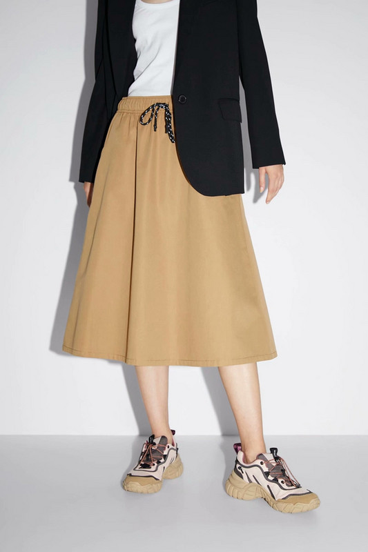 Fusta de dama lunga de culoare maro - model lat