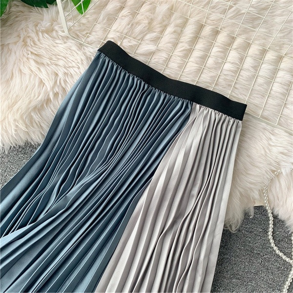 Fusta de dama plisata in doua culori