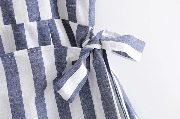 Rochie de dama in dungi cu bretele