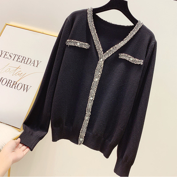 Gombos és hosszú ujjú női kardigán három színben