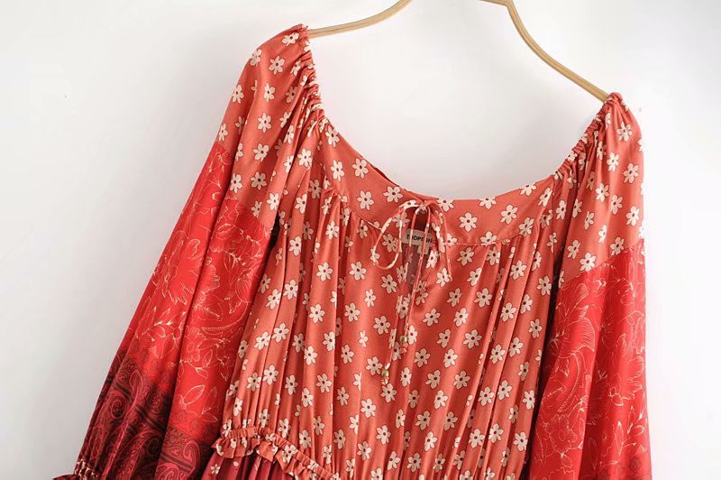 Rochie de dama cu decolteu oval cu maneci lungi si talie elastica