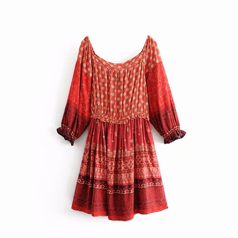 Rochie de dama cu decolteu oval cu maneci lungi si talie elastica