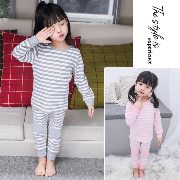 Csíkos gyerek pizsama két színben lányoknak