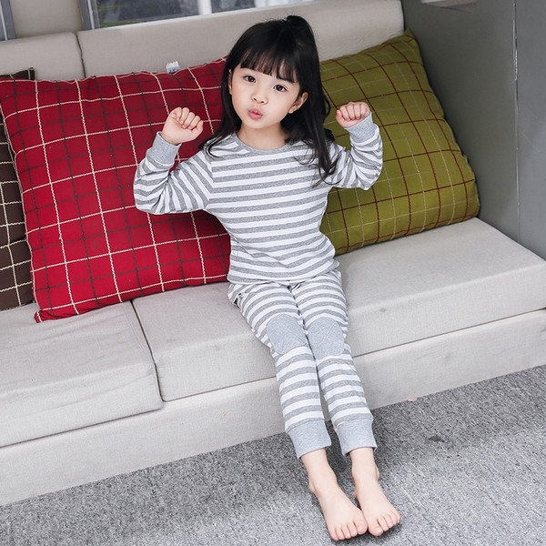 Csíkos gyerek pizsama két színben lányoknak
