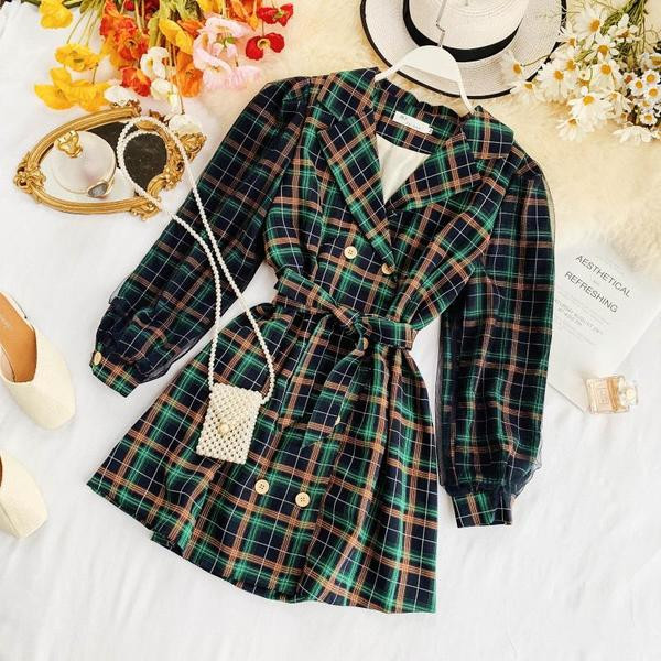 Rochie eleganta de dama cu tul pe maneci in doua culori