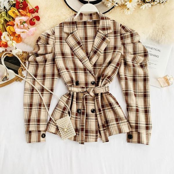 Női kockás kabát övvel, két színben