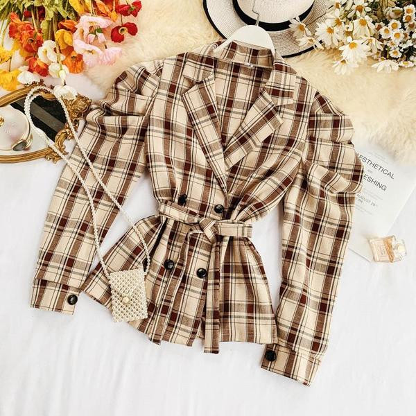 Női kockás kabát övvel, két színben