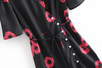 Rochie moderna de dama cu aplicatie colorata in negru