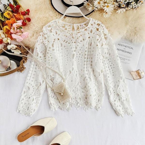 Bluză de damă elegantă cu mâneci lungi și dantelă în mai multe culori