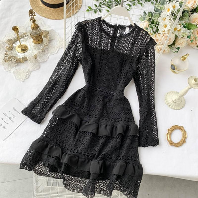 Model elegant de dama croiat cu dantela in mai multe culori