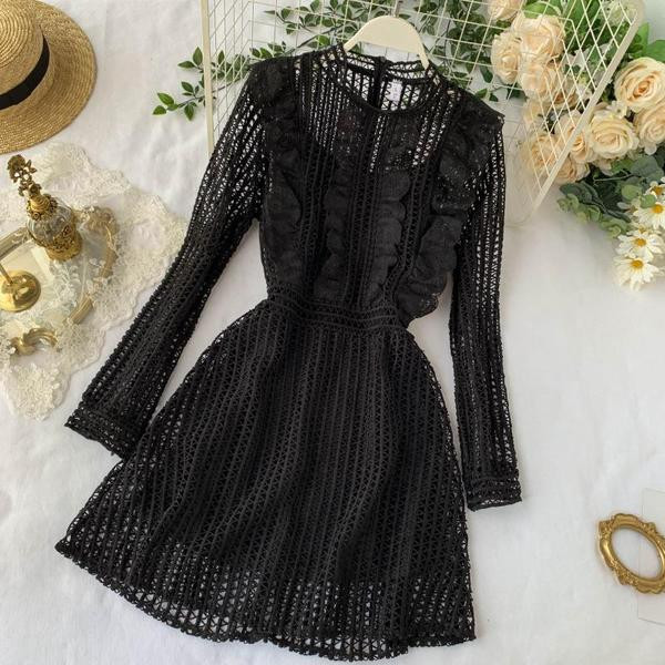 Női csipke ruha négy színben