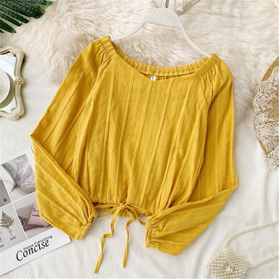 Bluză de damă cu mâneci lungi și decolteu O