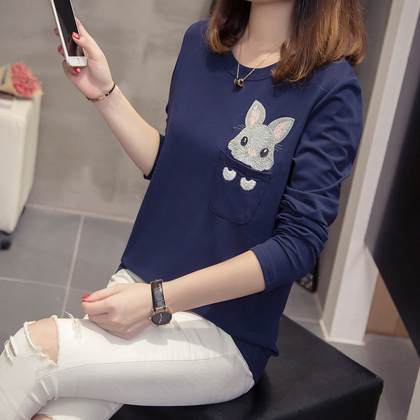 Modern női blúz hosszú ujjal és rátéttel, két színben