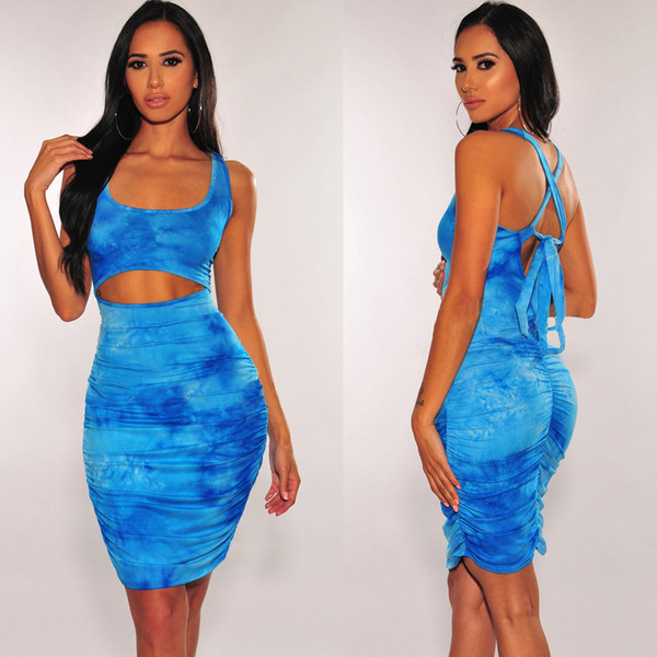 Lezser női ruha nyakkendővel és vékony pántokkal, két színben