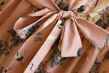 Rochie de dama cu maneci lungi si model colorat