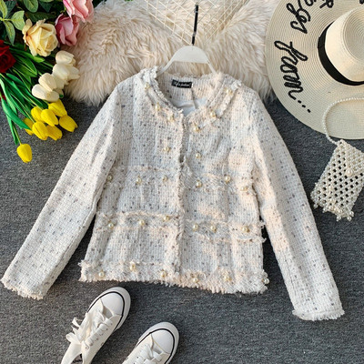 Geaca de dama eleganta cu decor de perle