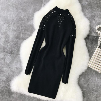 Fekete színű gyöngyös női kötött ruha