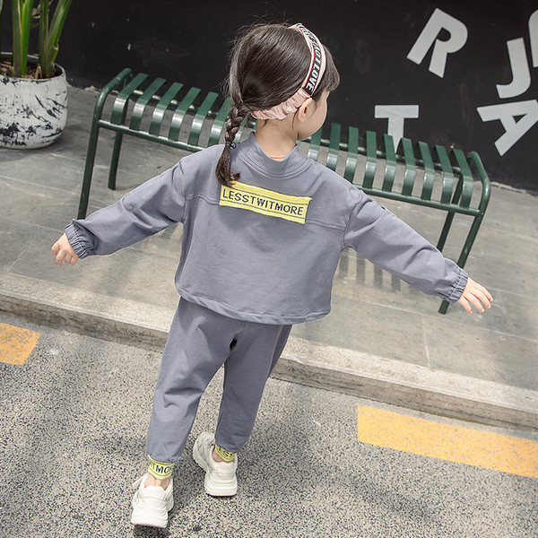 Napi gyerekkészlet két színben cipzárral - lányoknak