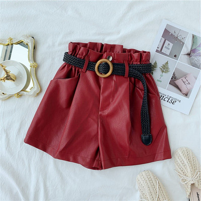 Pantaloni scurti de dama din piele ecologica cu curea in mai multe culori