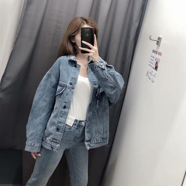 Jacheta de dama denim de culoare albastra - model lat