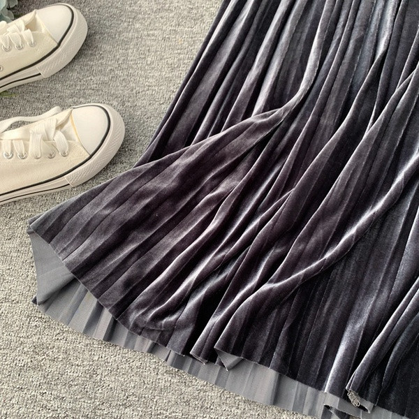 Fusta de dama din catifea plisata cu talie inalta