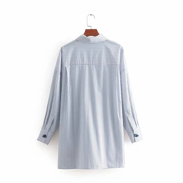 Cămașă de damă - mâneci lungi și buzunar albastru