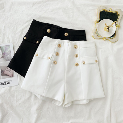 Стилни къси дамски панталони с метална декорация в бял и черен цвят