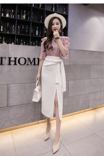 Modern női szoknya hasítékkal - két színben