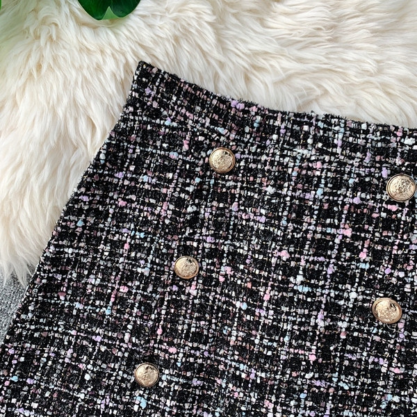 Fusta de dama eleganta cu nasturi in trei culori