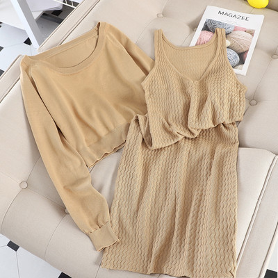 Set modern de dama care include un pulover si o rochie in mai multe culori