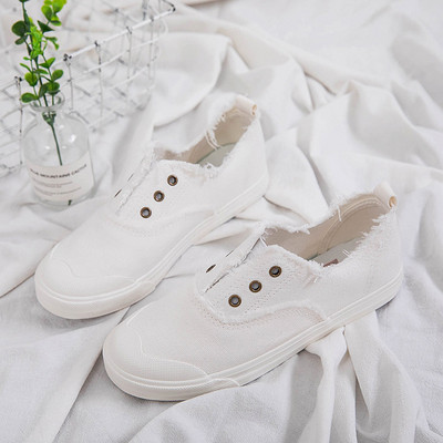 Alkalmi női tornacipő nyakkendő nélkül több színben