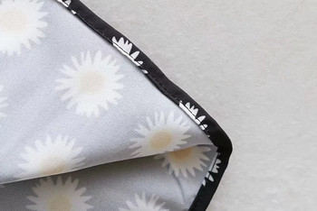 Női ruha modell hosszú ujjal