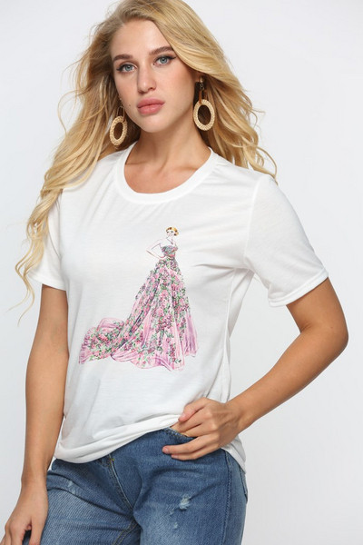 Ежедневна дамска тениска с апликация и пайети в бял цвят