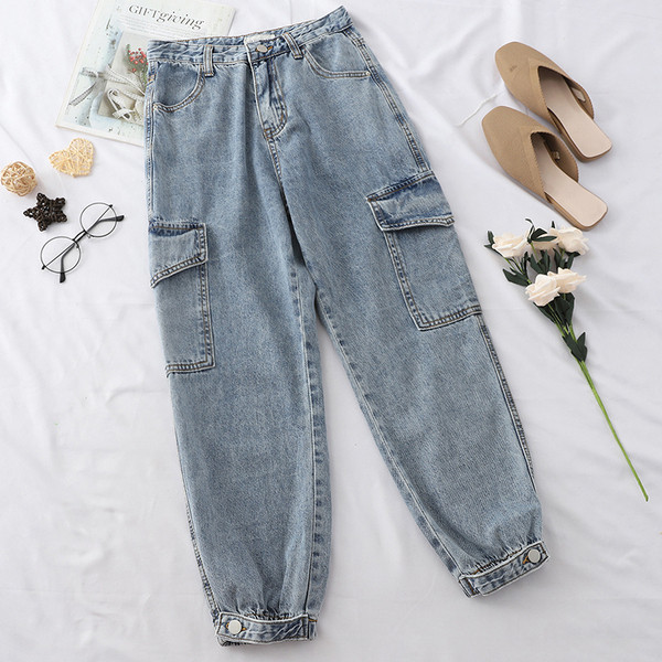 Alkalmi női farmer, magas derékkal és oldalzsebekkel