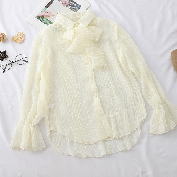 Stílusos női ing gallérján szalaggal több színben