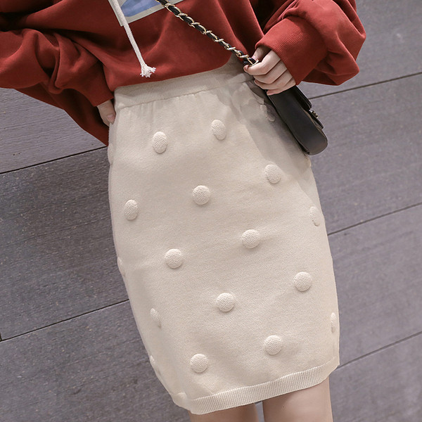 Aktuális női szoknya három színben, magas derékkal