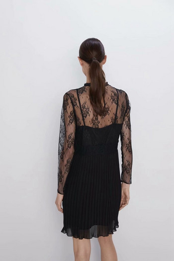 Rochie plisata eleganta cu dantela in negru