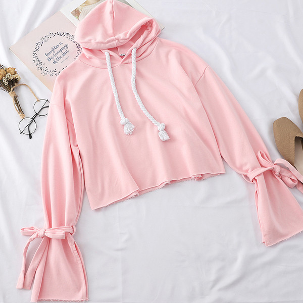 Hanorac de damă cu glugă și legături la mânecă în culoarea roz