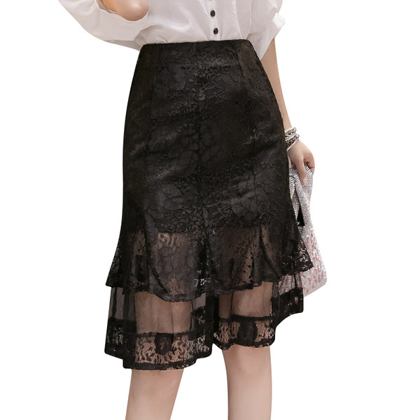 Fusta de dama moderna cu dantela in negru