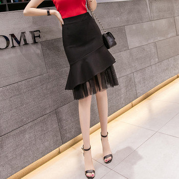 Stílusos női szoknya fekete szabású modellben